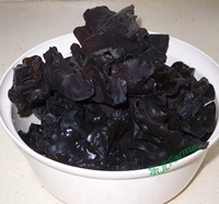 Северо -восточный черный древесина в Jilin Новые продукты лорд Ling Specialty Qiu Mu Ушные эльфы чувствуют себя хорошей сухой ценой 250 г