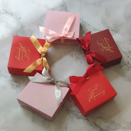 2020 Творческая свадебная свадебная конфеты Douyin Свадебная сахарная бумага фестиваль фестиваль подарок маленькая коробка для сахарной коробки Carton Hot Gold