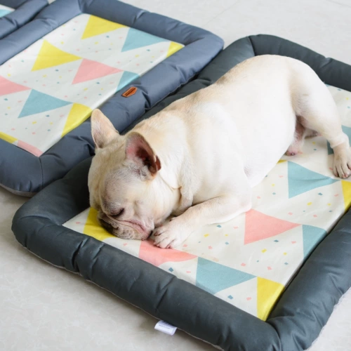 Летняя собака ледяной шелк оксфордский ткани охлаждающий подушка охлаждающая подушка подушка для спальной площадки Pet Spring и летнее гнездо, восемь брата Сюенари