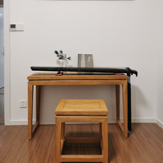 Китайский столик 实木琴桌古琴桌矮古琴桌凳共鸣琴桌书桌 老榆木古琴桌新中式 专业