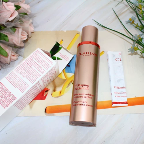 Clarins, разглаживающая подтягивающая увлажняющая эссенция для лица, 100 мл
