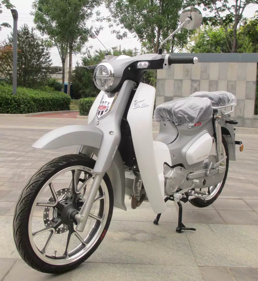 Chongqing Jialing SuperCoCo125CC retro cub two-wheeled fuel curved beam motorcycle can be registered