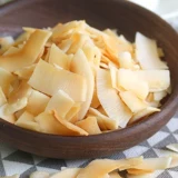 Южный Гу Оригинальный кокосовый хрустящий кусок Hainan Специальное вкусовое закуска хрустящие хрустящие кокосовые сушено