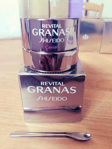 Японская местная версия Revital Yuewei Granas Caviar Eye Eye Eye Eye Eye Fine мелко мелкие глаза 18G