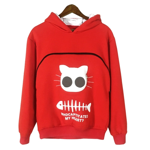 Сделайте свитер кота с домашним обниманием кошки и собаки.