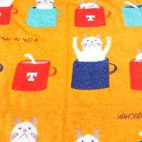 Желтая чашка кошка