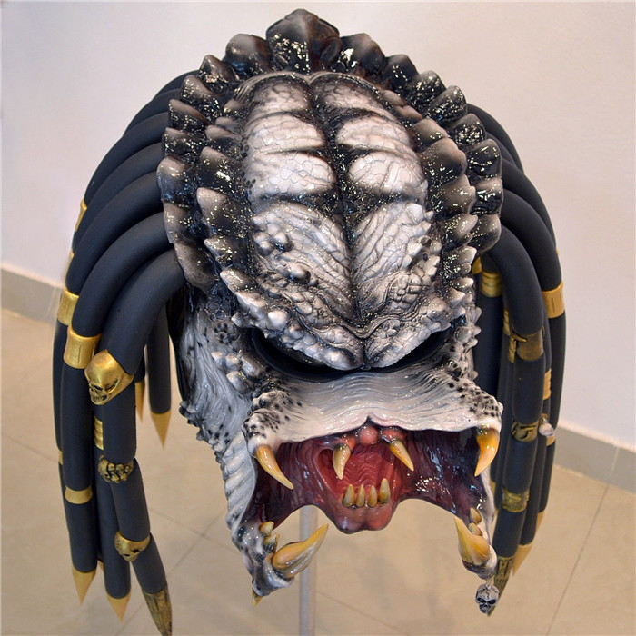 Predator Helmet Moto