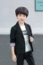 Áo khoác trẻ em nam phù hợp với áo một mảnh 2020 mùa xuân và mùa thu Áo khoác trẻ em Hàn Quốc trong trang phục lớn màu đen và trắng - Áo khoác