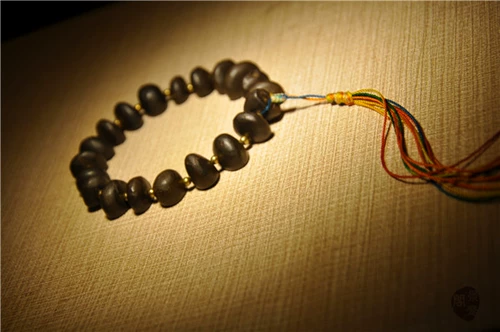 萨 Шокирующая 珊 Династия Сассана Yinzhu Старое печатное браслет из бусин