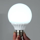 E27Led Большой улитка рта рта дракона шариковая луковица лысая голова Сильный белый свет теплый свет 9 -ватт Трехкнутный свет -цепляющий шариковой пузырь