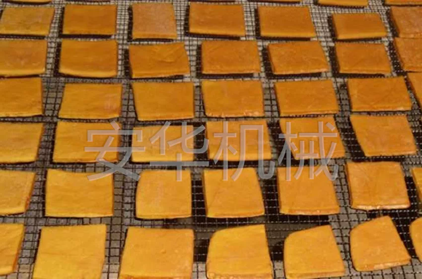 Полностью автоматическое оборудование для копчения курицы в старинном стиле sausage печь для колбас маленький красный кишечник производство 50 пластин копчёная печь для утки родительский кишечник