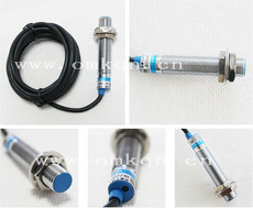 ИК-выключатель 正品沪工ljc12a3-2-z/by m12电容式接近开关直流三线pnp常开6-36v Chiib