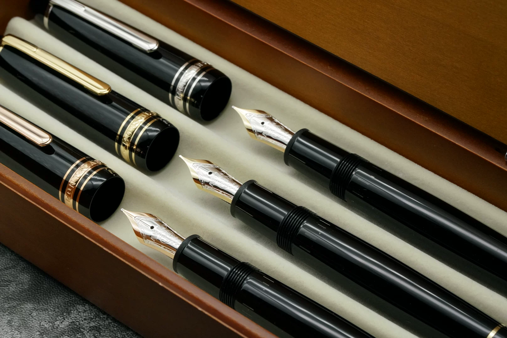 ⭐ Глобальный Lianbao tMontblanc Life 146 Класс Золото 145 Платина 149 Ручка