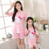 Dễ thương hello kitty cha mẹ và con đồ ngủ mùa hè mẹ và con gái ngắn tay cô gái trong các cậu bé lớn bông dịch vụ nhà phù hợp với jumpsuit hoạt hình cho cả nhà Cha mẹ và con