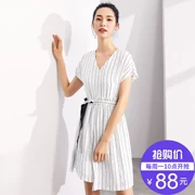 [2018] 99 nhân dân tệ mới giá mùa hè váy bất thường không tay cổ chữ V eo là sọc mỏng váy Nữ