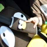 Автомобиль Plumo Piolm использует рукав ремня безопасности, чтобы защитить плечевой рукав милый и милый детский мультипликационный автомобиль
