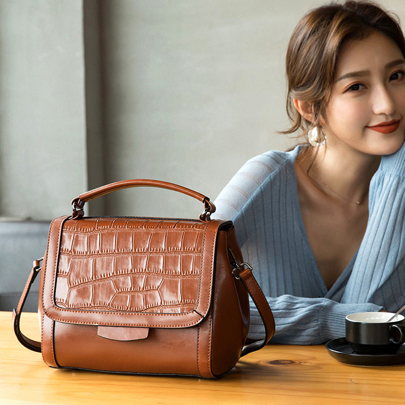 淘宝网红包包2018新款女生单肩手提包