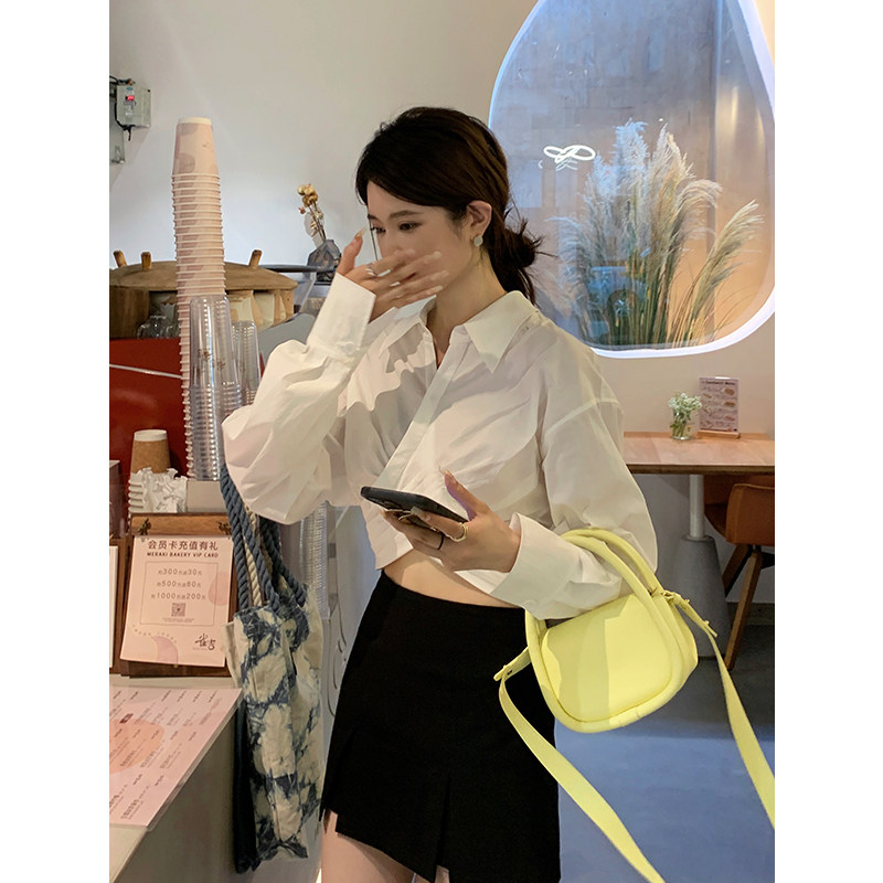Mukok's 2022 autumn new white pleated design Korean-style top, elegant and fitted long-sleeved shirt for women details Picture