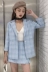 Hồng Kông hương vị retro Hàn Quốc phiên bản của chic loose đoạn dài kẻ sọc nhỏ phù hợp với áo khoác + cao eo kẻ sọc váy phù hợp với phụ nữ Bộ đồ