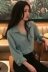 Mùa xuân mới của Hàn Quốc phiên bản của tính khí V-Cổ dài tay lỏng mỏng hoang dã đơn giản đơn giản màu đơn ngực áo sơ mi nữ