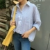 2018 mới áo sơ mi nhỏ lỏng đại học gió hoang dã mùa xuân chic áo sơ mi Hồng Kông hương vị sọc dài tay Hàn Quốc áo sơ mi nữ