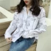 2018 mùa xuân mới của Hàn Quốc phiên bản của chi linh hoạt ve áo letter in sọc dọc lỏng áo sơ mi dài tay áo