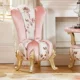 Розовый одиночный стул