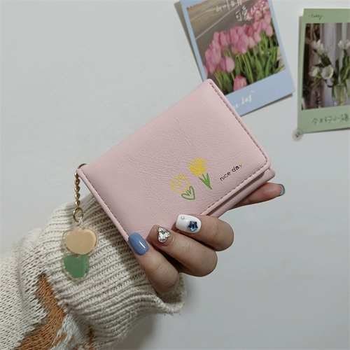 Свежий короткий бумажник, модная подвеска, кошелек, коллекция 2023, простой и элегантный дизайн, в цветочек