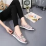 Mùa hè và mùa thu giày vải mới Bắc Kinh giày vải nữ sinh viên giày thời trang giày lười một đôi giày đế bằng - Plimsolls giày sneaker nữ