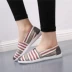 Mùa hè và mùa thu giày vải mới Bắc Kinh giày vải nữ sinh viên giày thời trang giày lười một đôi giày đế bằng - Plimsolls