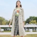 Ba màu 2020 xuân mới dành cho nữ giảm giá đai cửa hàng 3 màu dài tay áo dài áo khoác nữ chính thức - Trench Coat