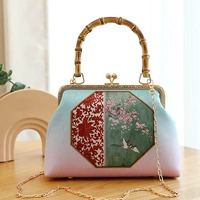 Свежая большая бамбуковая ручка