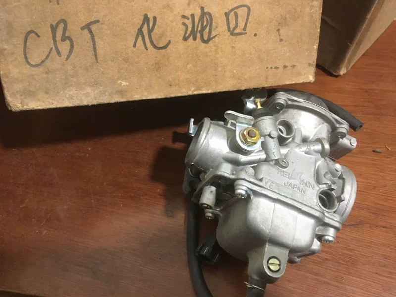 Оригинальный карбюратор Japan's Jingbin, подходящий для Honda King CBT125, одно правое, чтобы увидеть ясно перед покупкой