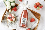 Пьяное стихотворение Итальянское Canella Клубничное вино Prosecco публикует Fub -Wine Girl Fruit Fruit Fruit Sweet Wine