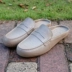 Giày nam mùa hè dép không thấm nước dép nam giản dị dép nam Baotou giày lười thoáng khí dép Hàn Quốc một nửa dép - Dép Dép