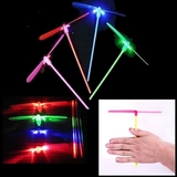 Светящаяся бамбуковая стрекоза Рука рука, потирая небо фей, светодиодная ларька, детская игрушка, микроэлемент, чтобы сканировать код подарка оптом