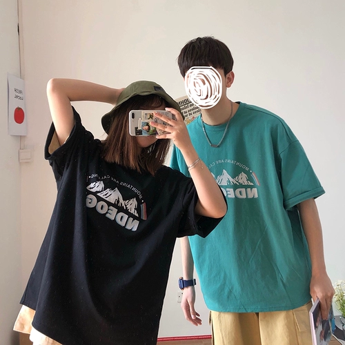 Летняя парная одежда для влюбленных, трендовая брендовая зеленая футболка подходит для мужчин и женщин, свободный крой, в корейском стиле, короткий рукав