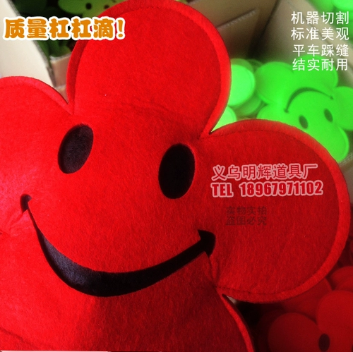 Двойные скидки с двумя с двумя разоблаченными смайливыми смайливыми цветочными перчатками перчатки игры на церемонии на таблицах и реквизита