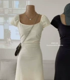 Летнее платье, трикотажный корсет, длинная юбка, крой «рыбий хвост», с акцентом на бедрах