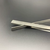 Белый стальный нож белый стальный шар