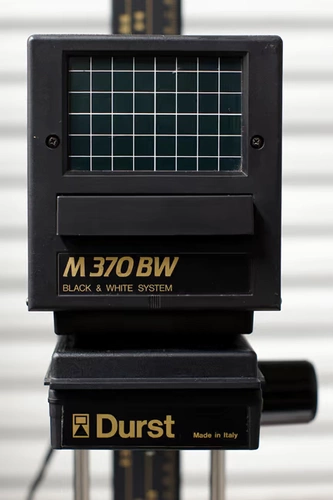 Оригинальный Итальянский Дерст Дерст Дерст М370 Большая средняя рама 6x6 Черно -белая концентрированная увеличительная машина темная комната