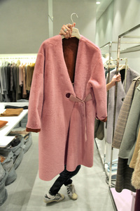 Chống mùa giải phóng mặt bằng mùa đông Hàn Quốc thời trang V-Cổ nữ xiên khóa lỏng áo len lamb fur coat nữ phần dài