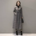 Áo len dài nữ mùa đông 2018 mới của Hàn Quốc phiên bản của eo áo kẻ sọc dày đầu gối áo