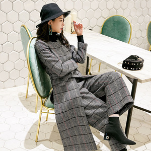 Áo len dài nữ mùa đông quần áo 2018 mới của Hàn Quốc phiên bản của eo kẻ sọc áo hai mảnh quần chân rộng nữ phù hợp với