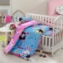 Nursery chăn bông ba mảnh với lõi di con nap trường dày bé Bộ đồ giường Liu Jiantao - Bộ đồ giường trẻ em 	ga giường chống thấm cho bé	 Bộ đồ giường trẻ em