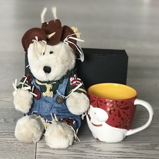 Starbucks 星巴克小熊starbucks bearista 2001年第16号万圣节稻草人标全