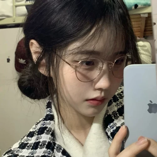 Дженни те же бокалы с миопией 100 градусов 200 женщин Корейская версия Tide Defense Blue Light 300 Ультра -светлый вегетарианский артефакт