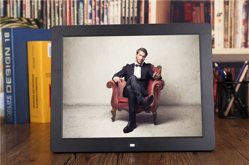 Новое специальное предложение бесплатной доставки горячее!12 -INCH ORIGINAL HIGHEDEFITIONED Светодиодный экран цифровой фотокамный/рекламный аппарат может повесить стену