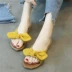 Dép nữ 2018 mùa hè mới Hàn Quốc phiên bản mặc một từ dép dép hoang dã sinh viên bow toe giày bãi biển