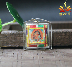 Китайская карта защиты от несчастий 尼泊尔作明佛母挂件吊坠随身小唐卡五色线藏式挂饰藏传佛教用品